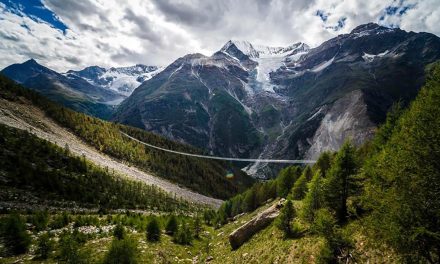 Átadták a világ leghosszabb függőhídját Svájcban