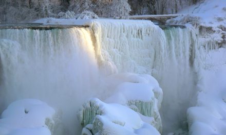 Jeges csodaországgá fagyott a Niagara-vízesés környéke